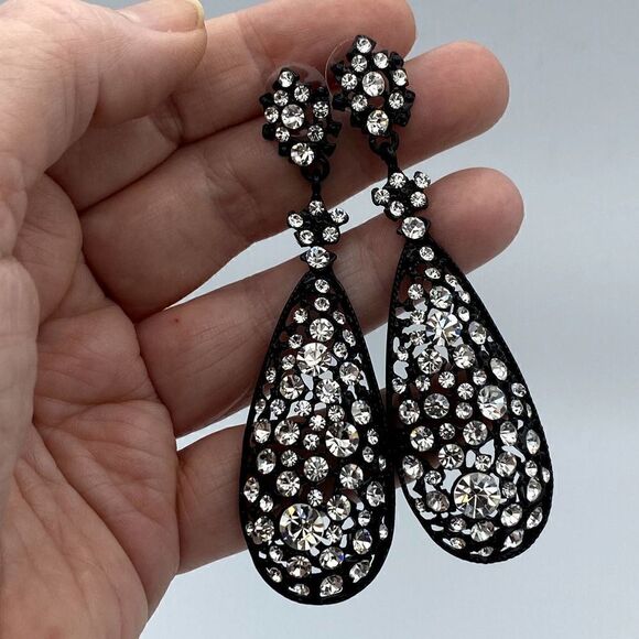 Amrita Singh Austrian Crystal Jet Black Crystal Earrings - Picture 3 of 7